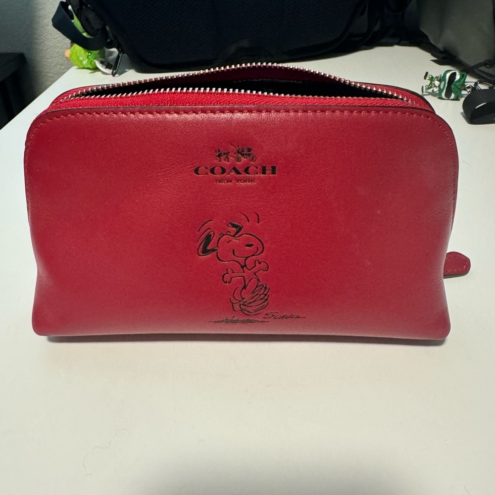 Coach snoopy makeup bag in red limited edition